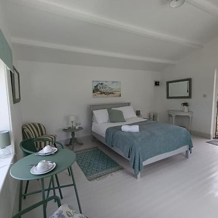 Under The Eaves Apartment Kilcar ภายนอก รูปภาพ